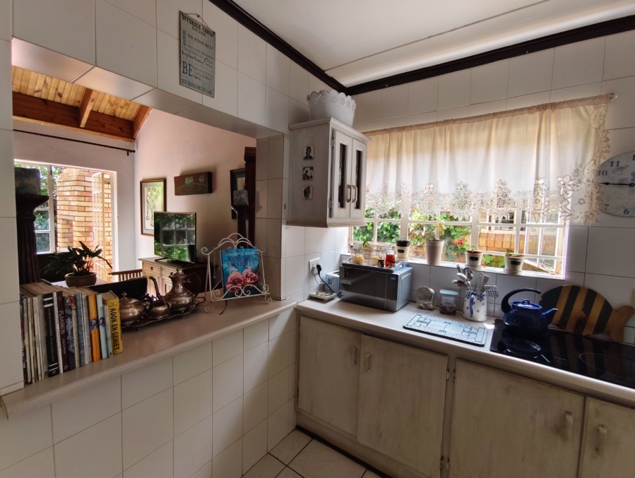 To Let 3 Bedroom Property for Rent in Pentagon Park Free State